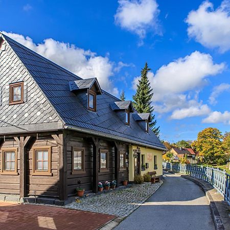 Ferienhaus Sissi Mit Whirlpool, Sauna U Sehr Ruhig Großschönau Exterior foto