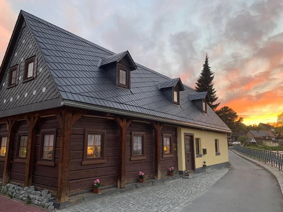 Ferienhaus Sissi Mit Whirlpool, Sauna U Sehr Ruhig Großschönau Exterior foto
