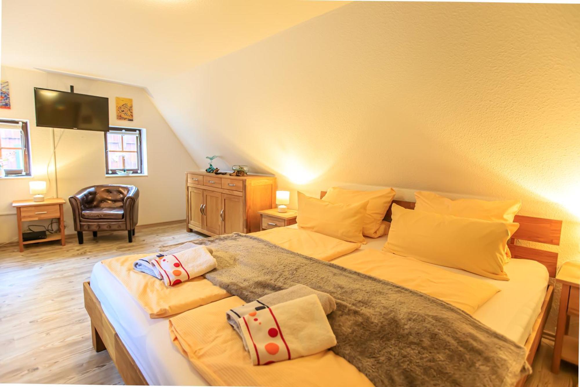 Ferienhaus Sissi Mit Whirlpool, Sauna U Sehr Ruhig Großschönau Exterior foto